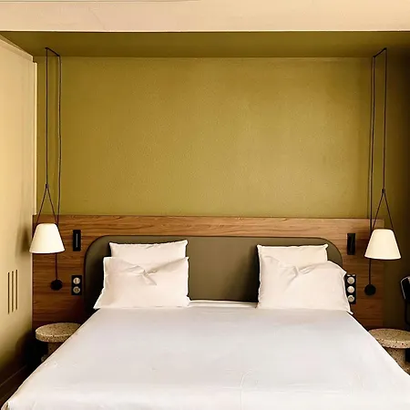 Novotel Ferrand Polydome 4*